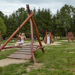 Kliknutím zvětšíte 11