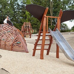 Kliknutím zvětšíte 14