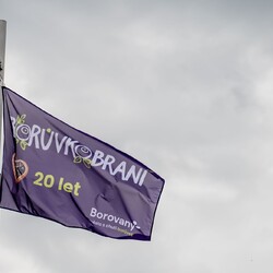 Kliknutím zvětšíte 494