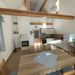 Kliknutím zvětšíte 8