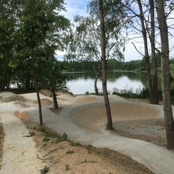 Kliknutím zvětšíte 8