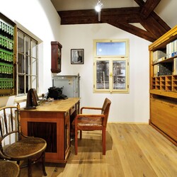 Kliknutím zvětšíte expzice-2