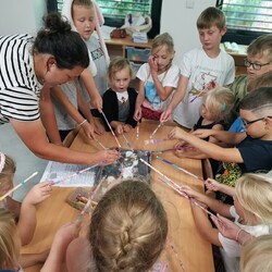 Kliknutím zvětšíte primestsky-tabor-svet-kouzel5