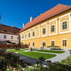 Kliknutím zvětšíte zahrada-kvetu