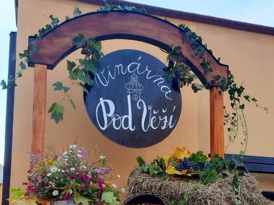 Vinárna Pod Věží