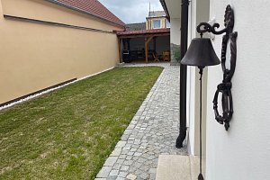 Apartmán na chalupě "Borovanské baroko" s uzavřeným dvorkem