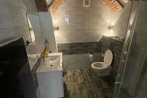 Apartmán na chalupě "Borovanské baroko" s uzavřeným dvorkem